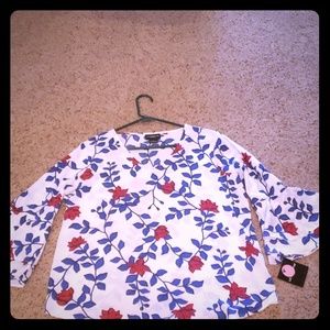 Liz Claiborne 3 quarter shirt